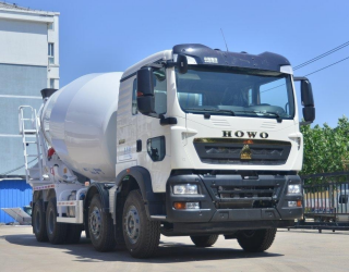 HOWO mixer truck